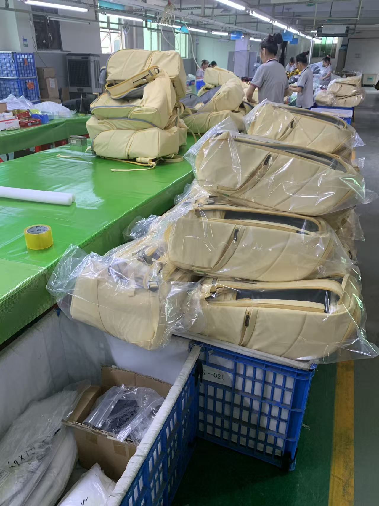 縫い目の裏側: 防水ダッフルバッグの大量生産における構造疲労の軽減
