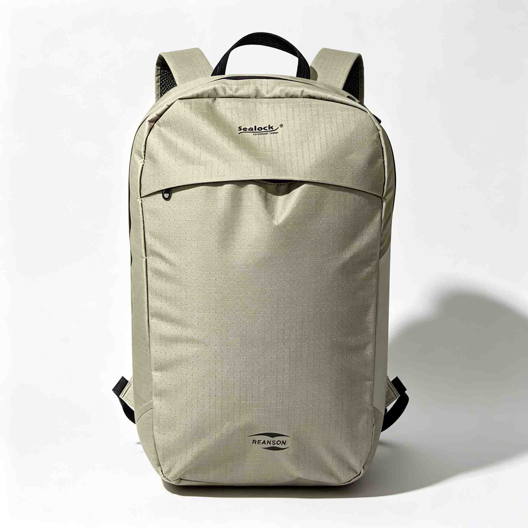 軽量気密防水バックパック・15L
